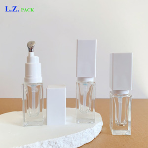 LZ Pack Vente flash Flacon d'huile à lèvres en verre transparent carré de 6 ml, étiquette privée personnalisée, huile essentielle blanche, <span class=keywords><strong>embout</strong></span> métallique, <span class=keywords><strong>tube</strong></span> de brillant à lèvres - Product Image 2