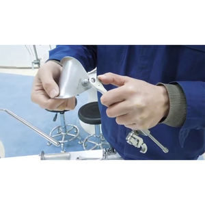 Sistem Retraktor Mandiri SHINVA Thompson dengan Sertifikasi CE |   Retraktor yang Dipasang di Meja Operasi untuk Operasi Abdomen - Product Image 5