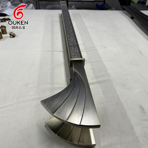 Poignée de porte en acier inoxydable personnalisée, forme artistique gravée, barre de musique, club, salle de bal, luxe moderne, poignée de porte en verre - Product Image 6