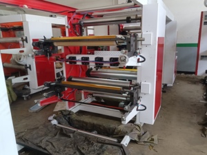 Máquina <span class=keywords><strong>de</strong></span> Impresión <span class=keywords><strong>de</strong></span> Bolsas <span class=keywords><strong>de</strong></span> Plástico <span class=keywords><strong>Flexo</strong></span> <span class=keywords><strong>de</strong></span> 4 Colores YTB, Bolsas No Tejidas - Product Image 5