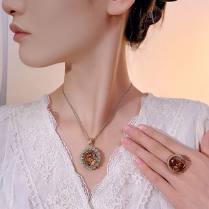 Parure de bijoux écologiques en cuivre plaqué or pour femme, avec zircone cubique rose séchée 18*20mm, collier et bague vintage - Product Image 6
