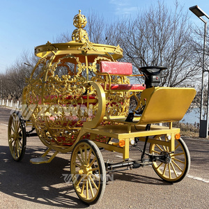 Chariot de luxe en fer forgé doré en forme de citrouille pour l'exposition dans les châteaux et sites touristiques - Product Image 2