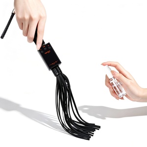 Mayorista: Vibrador sexual inalámbrico negro para adultos, látigo de estimulación sexual, accesorio de juego de roles para parejas. - Product Image 2