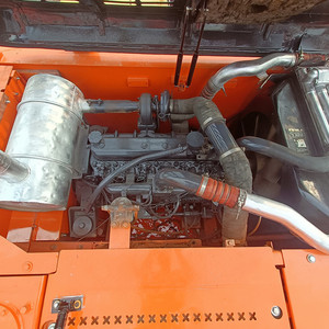 Excavatrice DOOSAN DX225LC-9C d'occasion de 22 tonnes, pompe hydraulique Doosan, capacité de la benne de 1,05 m, puissance de 108 W, soupape KYB, faible nombre d'heures, 90 % NEUF - Product Image 5