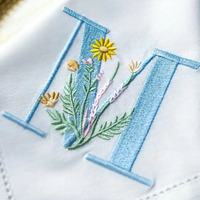 Serviettes en lin de haute qualité, couleurs personnalisables, broderie alphabet et fleurs, design carré classique, réutilisables pour la maison, prix usine abordable