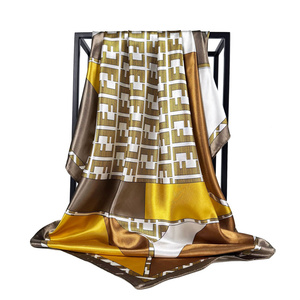 Bufanda cuadrada grande <span class=keywords><strong>de</strong></span> satén <span class=keywords><strong>de</strong></span> 90cm a la moda, bufanda colorida barata para mujer - Product Image 2