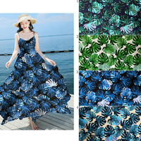 Grossistes Tissu Hawaïen Échantillon Gratuit Pas Cher Prix Personnalisation Imprimé Sensation de la Main Douce Tissé 45s 100% Rayonne Floral Chemise Uni
