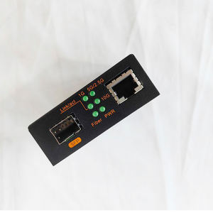 <span class=keywords><strong>Repetidor</strong></span> <span class=keywords><strong>de</strong></span> <span class=keywords><strong>fibra</strong></span> óptica 10G OEO 3R Convertidor <span class=keywords><strong>de</strong></span> medios <span class=keywords><strong>de</strong></span> 10GB con SFP a ranura XFP 10Gbase óptica - Product Image 3