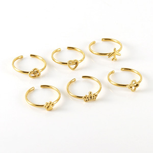 Anelli regolabili aperti in acciaio inossidabile placcato oro 18 carati ODM anelli impilabili con corona a forma di cuore di aeroplano con nuvola carina - Product Image 6