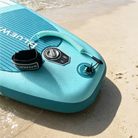 Laisse de SUP pour calf en vert menthe de 10 pieds, 360 °   Cordon de sécurité enroulé en polyuréthane pivotant avec système de dégagement rapide, pour planche de paddle-boarding vert-bleu
