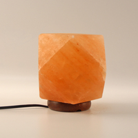 Lampe de table en sel de l'Himalaya sculptée à la main en diamant, toucher naturel, base en bois, pour décoration de Noël – Approvisionnement direct usine