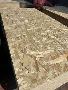 Prezzo di fabbrica di alta qualità OSB 3 piastra 9/12/18MM 4X8 piedi 1220X2440MM compensato decorazione interna truciolare OSB - Product Image 5