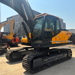 Excavadora de cadenas Hyundai Robex 220LC-9S de segunda mano, 22 toneladas, 200000W de potencia, PLC, caja de cambios, motor hidráulico, color amarillo y negro - Product Image 2