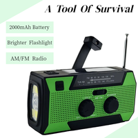Radio solaire à manivelle 2000 mAh : Alimentation d'urgence et informations météorologiques fiables pour la survie en cas de panne de courant