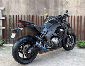 Moto sportive Kawasaki Z1000 1000cc d'<span class=keywords><strong>occasion</strong></span> haute performance à vendre - Faible kilométrage et excellent état - Product Image 6