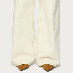 Jeans da Donna Personalizzati OEM in <span class=keywords><strong>Ecru</strong></span> Bianco con Cuciture a Contrasto e Gamba Dritta per Primavera Estate - Product Image 6