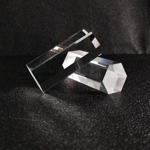 Prismas de Guia de Luz Hexagonais de Tamanho Pequeno Feitos Sob Medida, Lentes Cilíndricas de Vidro Óptico <span class=keywords><strong>K9</strong></span> de Alta Qualidade para Energia Solar - Product Image 1