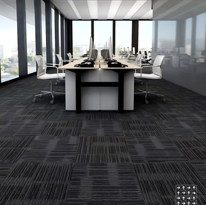 Dalles de moquette entièrement moquettées pour bureau 50x50, emboîtables, ignifuges, usage commercial, tapis de salon, grandes dalles de moquette en gros - Product Image 1