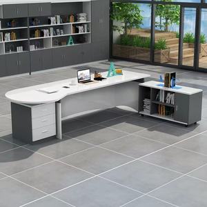 Ensemble bureau et chaise de direction – Mobilier de bureau moderne et minimaliste pour cadres et dirigeants - Product Image 1