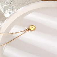 Nouveau collier de style européen et américain avec petite plaque ronde incrustée de diamants, pendentif minimaliste à la mode pour femmes
