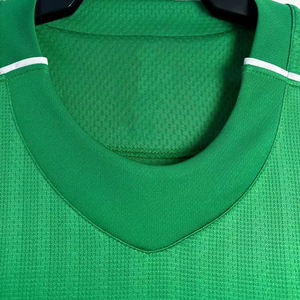 قميص كرة قدم تذكاري كلاسيكي كلاسيكي مع قميص تطريز رياضي مخصص - Product Image 3