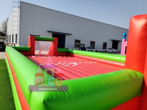 Jeu de football gonflable de luxe moderne pour soirées cinéma en plein air, pique-niques, locations de jeux gonflables et divertissements extérieurs professionnels - Product Image 2