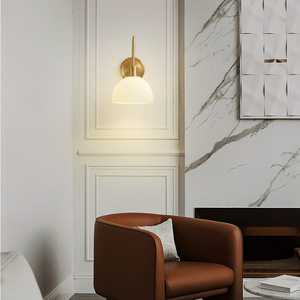 Applique murale en cuivre massif de style nordique pour chambre à coucher, salon, couloir - Style français créatif de luxe en verre pour mur de fond - Product Image 1