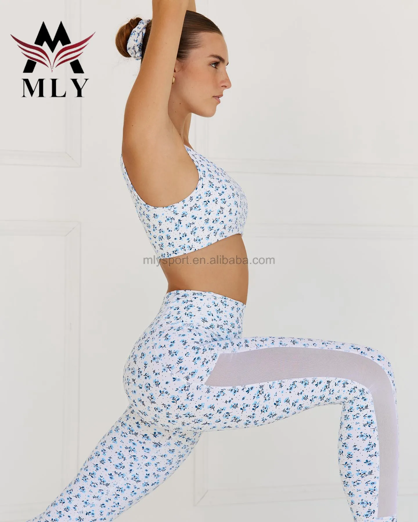 Nuovo prodotto due pezzi di abbigliamento Yoga traspirante senza soluzione di continuità stampa Yoga set Fitness donna