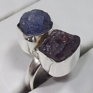 Anillo de plata con piedras en bruto de amatista y tanzanita, hecho a mano, joyería fina para mujer, plata maciza, vermeil, anillo liso. - Product Image 2