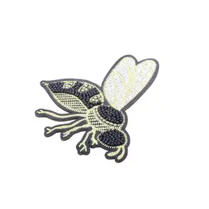 Custom Handgemaakte Strass Bee Patch Bijen Insect Ontwerp Pailletten Kralen Patch Voor Kleding Decoratie