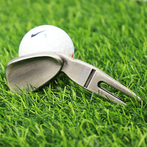 Forchetta da Golf Personalizzata con Logo, in Lega di Zinco, Strumento Ripara-Divot Verde per Fiere - Product Image 5