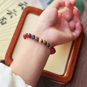 Pulsera de Cinabrio de Alto Contenido, Ceniza de Incienso y Vidrio con los Cinco Dioses de la Riqueza, con Elementos de Metal, Madera, Agua, Fuego y Tierra - Product Image 1