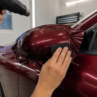 Film de protection de peinture automobile (PPF) personnalisé en gros avec logo, film de changement de couleur, film rouge porte-bonheur doré pour voitures de luxe