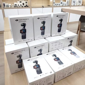 <span class=keywords><strong>DJI</strong></span> <span class=keywords><strong>Osmo</strong></span> <span class=keywords><strong>Pocket</strong></span> 3 – <span class=keywords><strong>Caméra</strong></span> de Vlog Poignée avec Stabilisateur Vidéo Gimbal 3 Axes, Capteur CMOS 4K et Stabilisation d’Image par - Product Image 2
