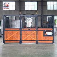 Conception d'installations équestres Shinehope : Porte de box préfabriquée pour chevaux, portail de box, écurie.