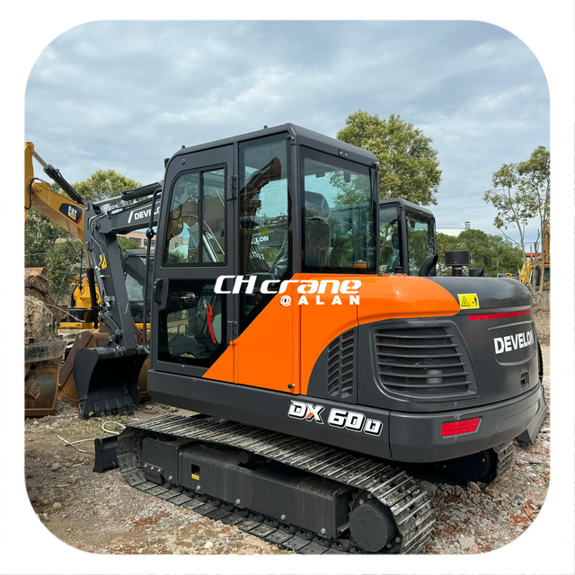 Korea Used DoosanDX60 Mini Hydraulic Excavator for Farmland Water Conservancy Hot Selling DOOSAN DX60 DX140 DX150 Excavador