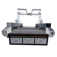 Machine de découpe automatique du fabricant pour tapis imprimé, tapis, tapis, canapé CNC Laser Cutter Hiwin Guiderail AI BMP PLT Bois Caoutchouc