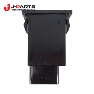 Interruptor, Bloqueo Diferencial para Toyota Hilux LN167 1989-2004 OE 84725-35010 8472535010 - Product Image 6