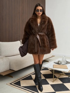 <span class=keywords><strong>Manteau</strong></span> élégant Zeyu pour <span class=keywords><strong>femme</strong></span> en fausse fourrure de renard marron chocolat, mi-long, ceinturé, col à revers oversize, pour l'<span class=keywords><strong>hiver</strong></span>, les fêtes et le quotidien - Product Image 2