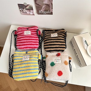 Nuova <span class=keywords><strong>Borsa</strong></span> a <span class=keywords><strong>Tracolla</strong></span> Invernale alla Moda in Peluche Sherpa con Zip e Motivo a Pois Arcobaleno, Carina e Compatta per Shopping e Uso Personale - Product Image 1