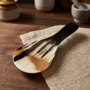 Cucharas de cuerno de búfalo premium para degustación de caviar, herramienta de servicio para bares, hoteles, restaurantes, vajilla de mesa de Falak World Export. - Product Image 1