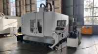 Máquina CNC de 5 Ejes de Pequeña Escala, Alta Rigidez, Recorrido de 500 mm, para Mecanizado de Componentes Aeroespaciales