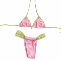 Ensemble de maillots de bain bikini écologiques personnalisés avec fermetures dorées, coutures zigzag, fronces contrastées et pois côtelés – Fabricant de maillots de bain