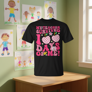 Camiseta Groovy 100 Days School: Mi profesor sobrevivió a 100 días de diversión - Camiseta promocional - Product Image 3