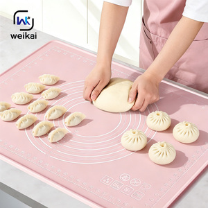 Tapis de cuisson en silicone de qualité alimentaire, tapis à pâtisserie antidérapant avec mesures pour étaler la pâte, livraison rapide, personnalisable - Product Image 1
