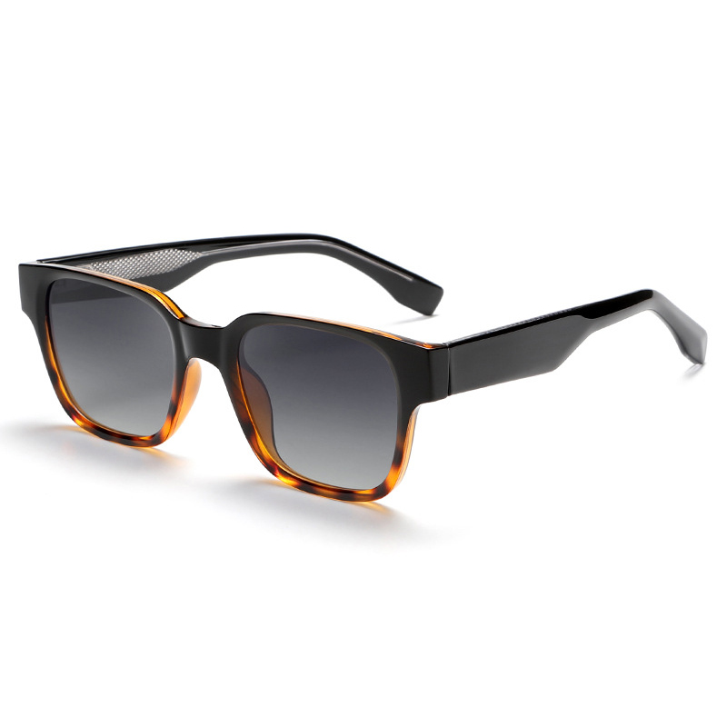 Tortoiseshell-gradient gray