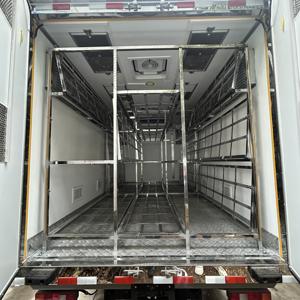 Camion de transport de poussins d'un jour SINOTRUK HOWO 4,2 m professionnel avec système de température et de ventilation constantes - Product Image 3