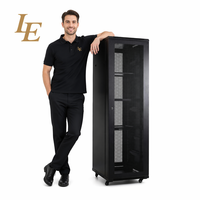 Rak Server Kabinet Jaringan Pusat Data Berdiri Lantai Baja 16U 800*800mm Tersedia