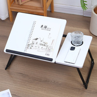 Bureau d'ordinateur portable en bois réglable à cinq vitesses Portable Design moderne Table de lit pliable pour bureau à domicile en MDF