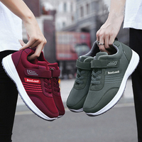 Chaussures de sport décontractées pour femmes, noires, respirantes, en maille, grande taille, antidérapantes, à semelle souple, style marche lente
